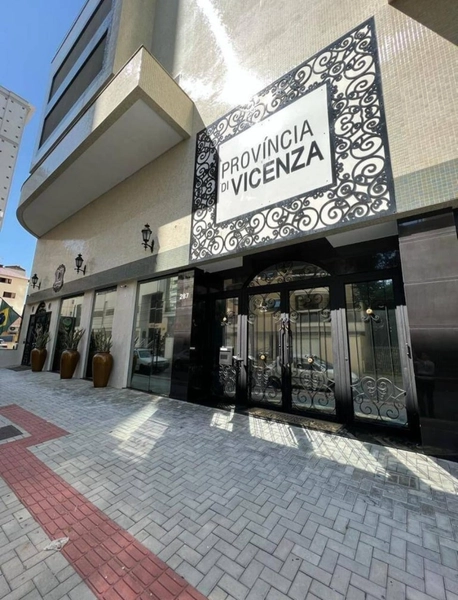Apartamento mobiliado no litoral Catarinense com 4 SUITES: 3ª foto da galeria de imagens do imóvel