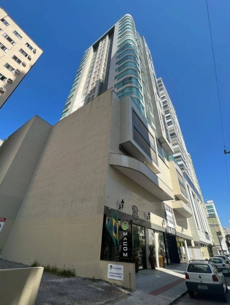 Apartamento mobiliado no litoral Catarinense com 4 SUITES: 2ª foto da galeria de imagens do imóvel
