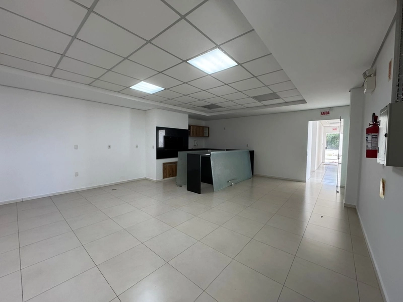Galpão com 4.690m², refeitório, escritório , docas em Gaspar/SC.: 12ª foto da galeria de imagens do imóvel