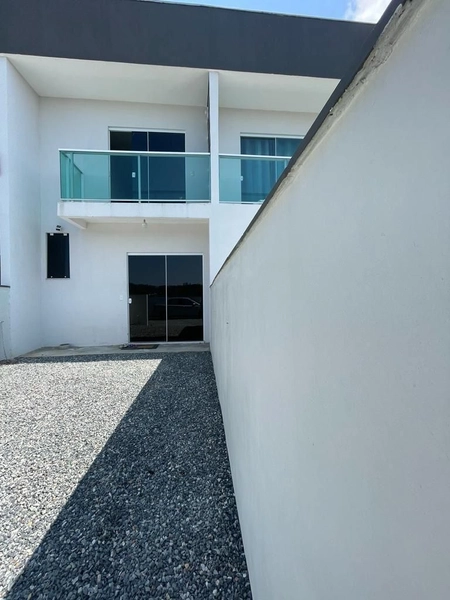 Sobrado bairro Águas Claras a 15 minutos centro Brusque: 1ª foto da galeria de imagens do imóvel