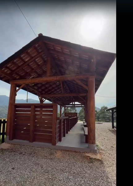 Venha morar nessa linda chácara com chalés e encante-se todos os dias: 13ª foto da galeria de imagens do imóvel