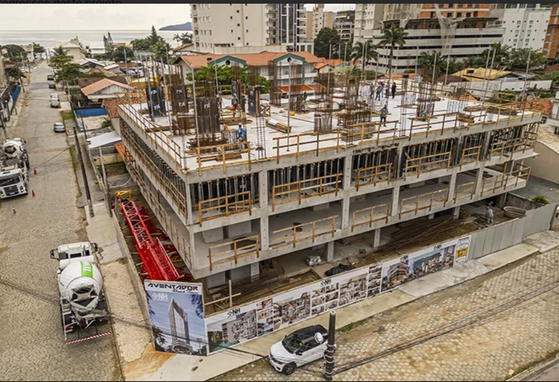 Vem com sua família aproveitar o mar e o conforto do Aventador Beach: 2ª foto da galeria de imagens do imóvel