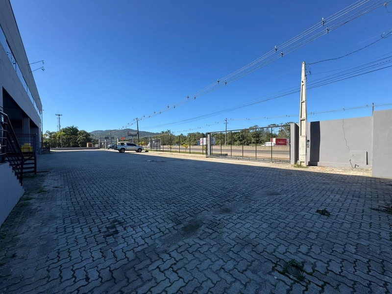 Oportunidade única de estruturar sua empresa neste amplo Galpão .: 12ª foto da galeria de imagens do imóvel