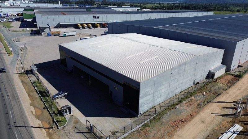 Oportunidade única de estruturar sua empresa neste amplo Galpão .: 3ª foto da galeria de imagens do imóvel