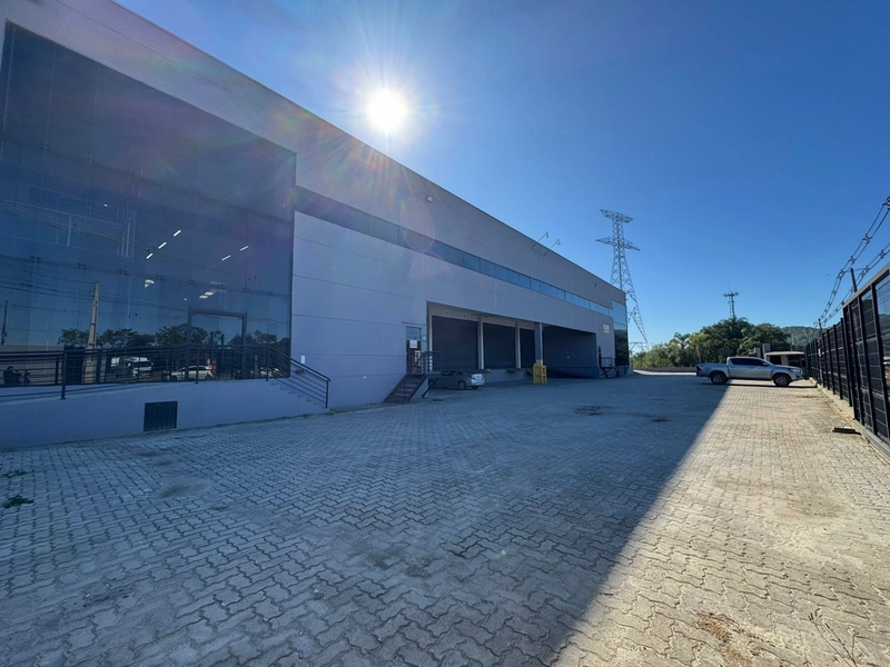 Oportunidade única de estruturar sua empresa neste amplo Galpão .: 11ª foto da galeria de imagens do imóvel