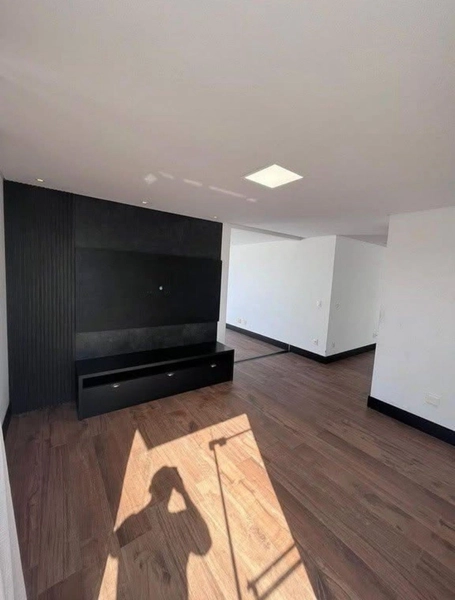 Apartamento encantador, aconchegante espaçoso e excelente localização!: 8ª foto da galeria de imagens do imóvel
