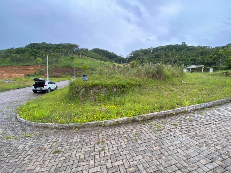 Terreno no Bairro Limeira em Brusque - SC: 3ª foto da galeria de imagens do imóvel