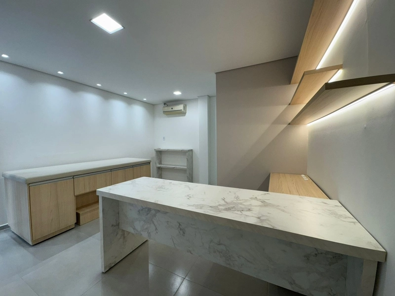 Sala pronta para você montar seu consultório, a 2Kmdo centro Brusque: 7ª foto da galeria de imagens do imóvel