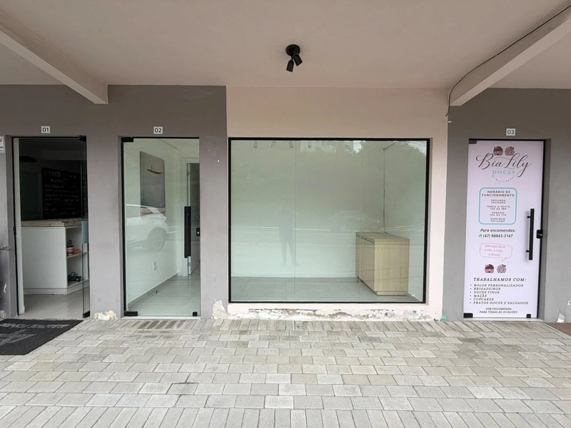 Sala pronta para você montar seu consultório, a 2Kmdo centro Brusque