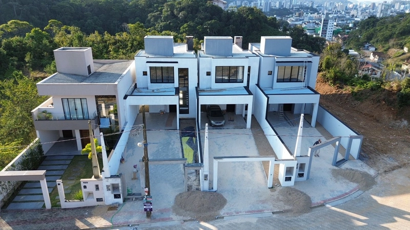 Casa em Loteamento Bruschal no Bairro Souza Cruz em Brusque.: 1ª foto da galeria de imagens do imóvel