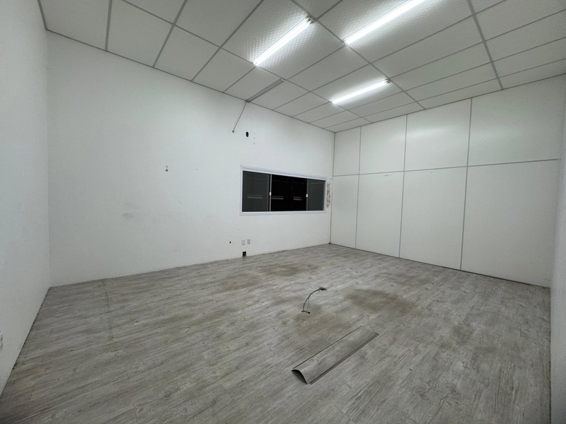 Galpão para locação 3.517m²,com docas carga e descarga: 10ª foto da galeria de imagens do imóvel