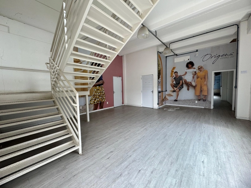Galpão para locação 3.517m²,com docas carga e descarga: 4ª foto da galeria de imagens do imóvel