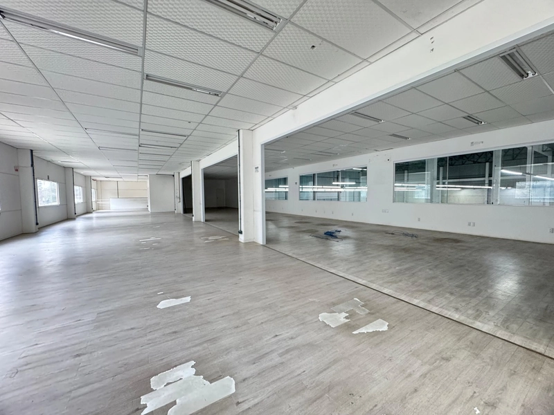 Galpão para locação 3.517m²,com docas carga e descarga: 26ª foto da galeria de imagens do imóvel