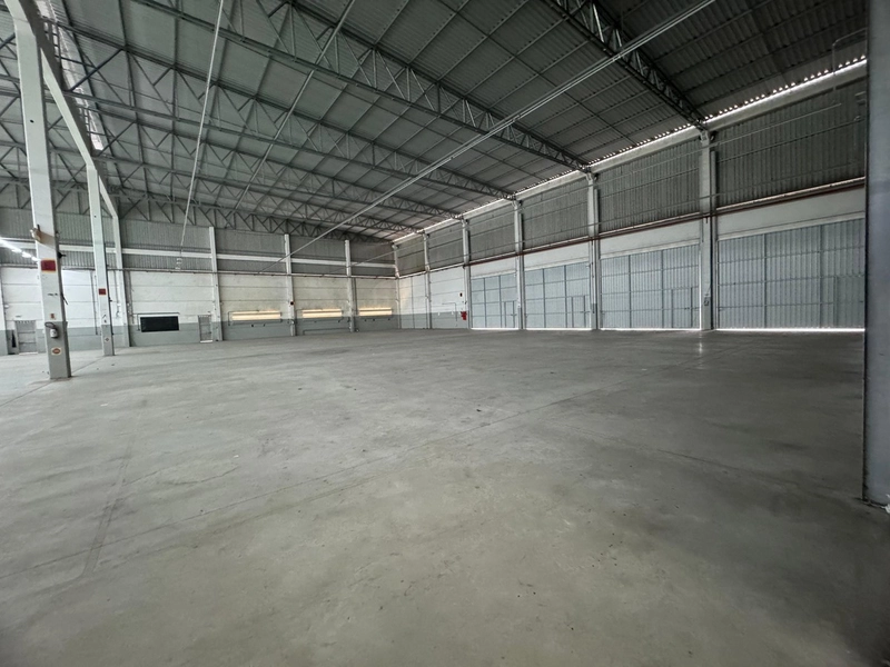 Galpão para locação 3.517m²,com docas carga e descarga: 12ª foto da galeria de imagens do imóvel