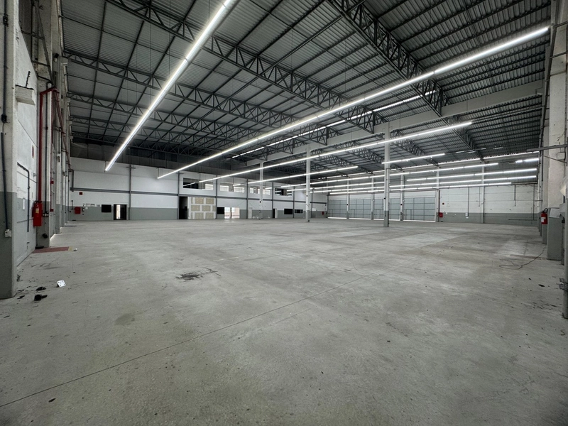 Galpão para locação 3.517m²,com docas carga e descarga: 16ª foto da galeria de imagens do imóvel