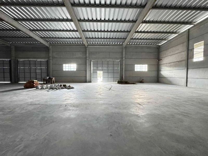 Galpão comercial novo, docas, com 964m2 para locação em Guabiruba SC: 4ª foto da galeria de imagens do imóvel