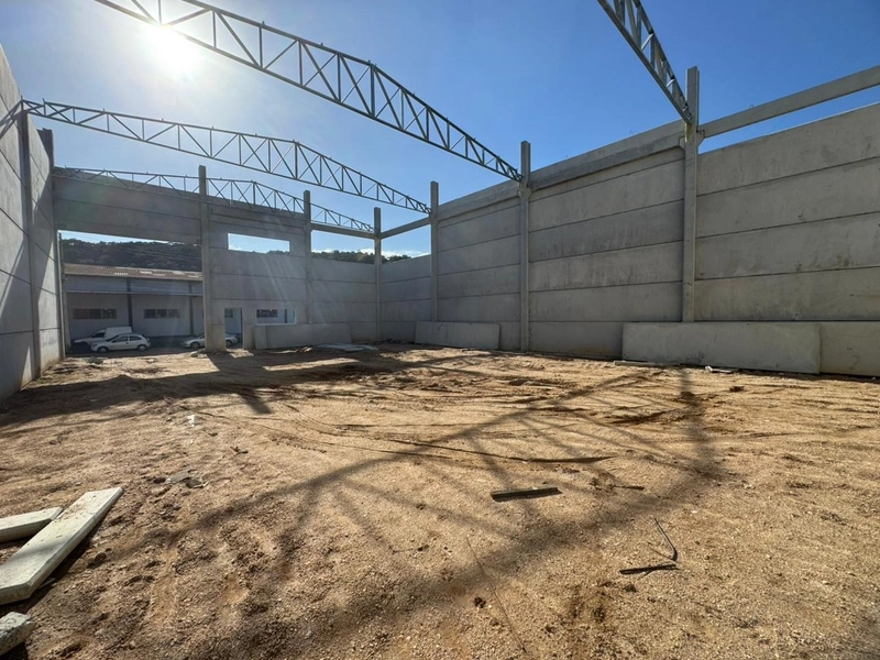 Oportunidade para você:  Galpão com  350m2 para locação ,Brusque-SC: 4ª foto da galeria de imagens do imóvel