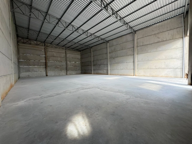 Oportunidade para você:  Galpão com  350m2 para locação ,Brusque-SC: 8ª foto da galeria de imagens do imóvel