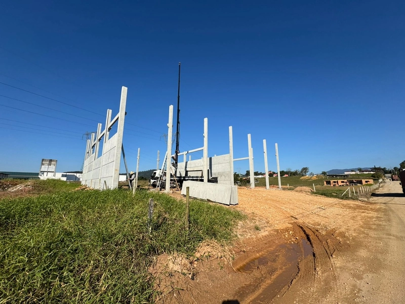Oportunidade para você: Galpão com 350m2 para locação ,Brusque-SC: 2ª foto da galeria de imagens do imóvel