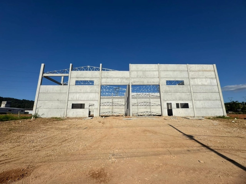 Oportunidade para você:  Galpão com  350m2 para locação ,Brusque-SC