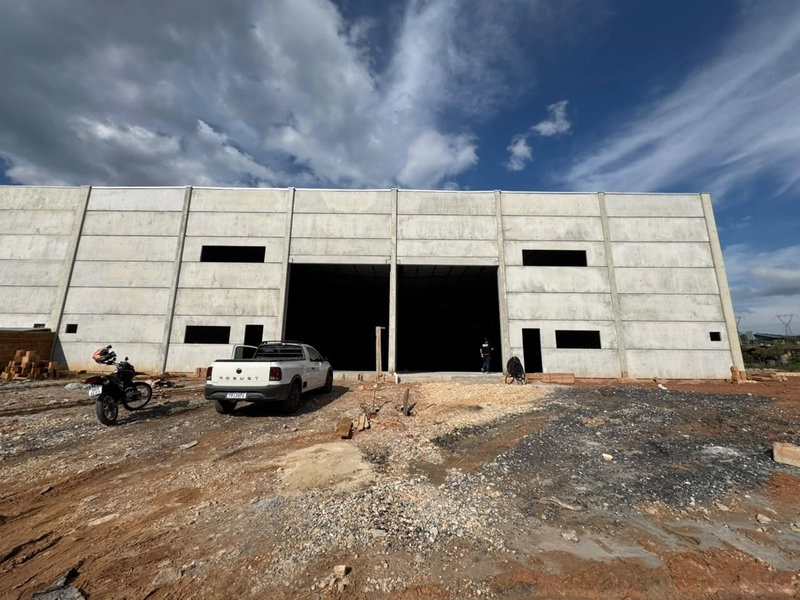 Oportunidade para você:  Galpão com  350m2 para locação ,Brusque-SC: 2ª foto da galeria de imagens do imóvel