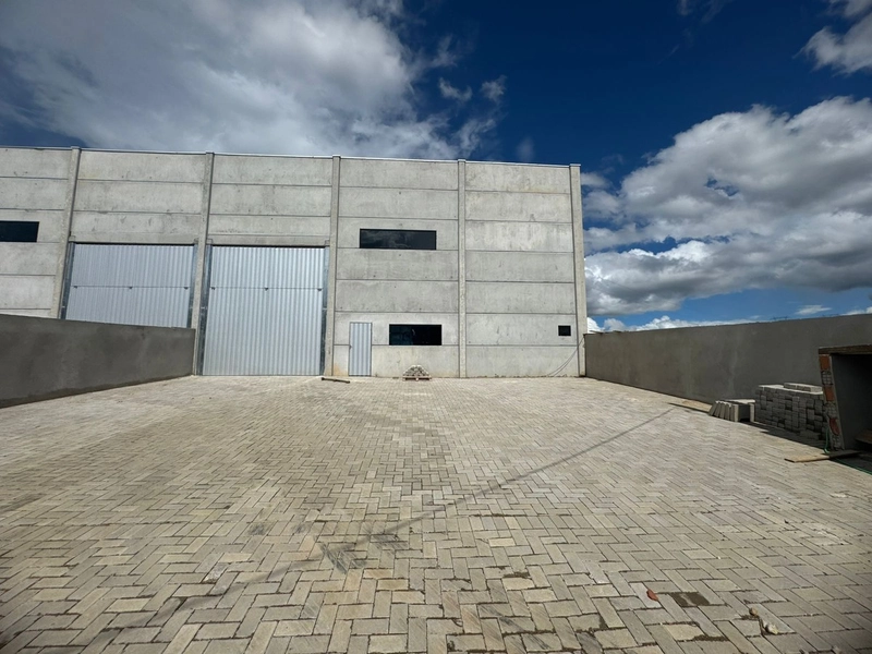 Oportunidade para você:  Galpão com  350m2 para locação ,Brusque-SC: 3ª foto da galeria de imagens do imóvel