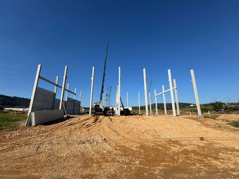 Oportunidade para você: Galpão com 350m2 para locação ,Brusque-SC: 3ª foto da galeria de imagens do imóvel