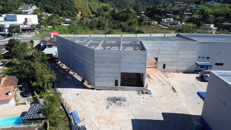 Galpão com 1.500m2 para locação em Brusque, aqui você encontra!: 5ª foto da galeria de imagens do imóvel