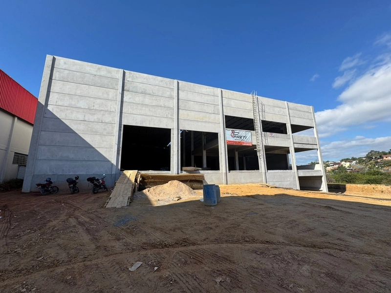 Galpão com 3.765m2 para locação em Brusque, próximo à entrada de Itaja: 7ª foto da galeria de imagens do imóvel