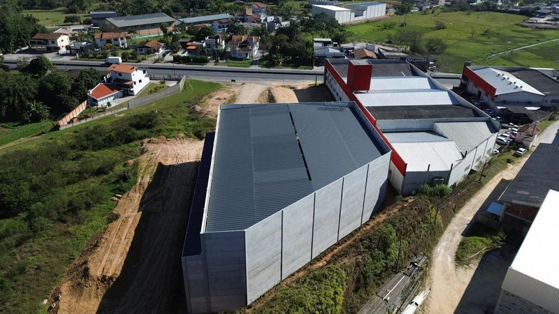 Galpão com 3.765m2 para locação em Brusque, próximo à entrada de Itaja: 11ª foto da galeria de imagens do imóvel