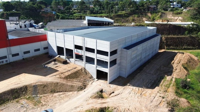 Galpão com 3.765m2 para locação em Brusque, próximo à entrada de Itaja: 3ª foto da galeria de imagens do imóvel