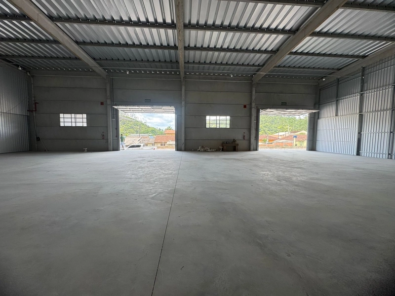 Está procurando galpão comercial Novo para locação em Guabiruba, aqui: 2ª foto da galeria de imagens do imóvel