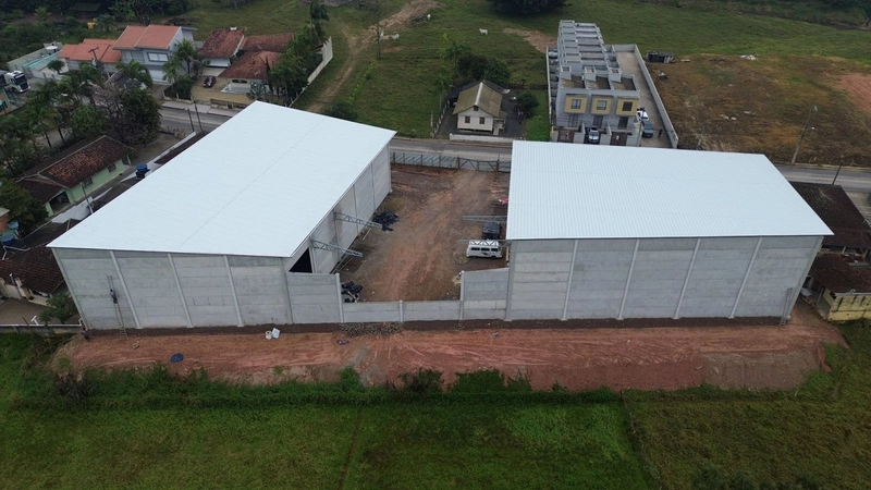Procurando galpão com 725m2, doca para locação, olha essa oportunidade: 2ª foto da galeria de imagens do imóvel