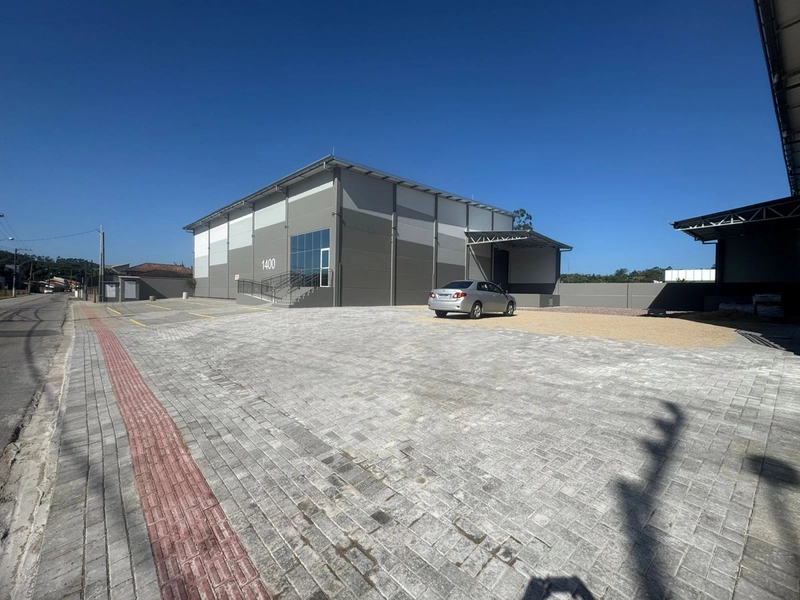 Procurando galpão com 725m2, doca para locação, olha essa oportunidade: 3ª foto da galeria de imagens do imóvel