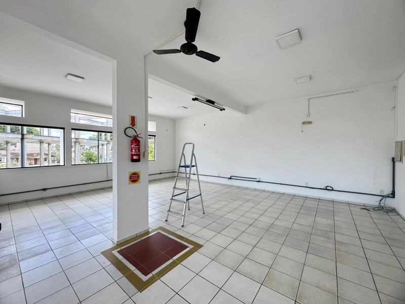 Para instalar sua indústria, e ainda num bairro excelente!: 4ª foto da galeria de imagens do imóvel