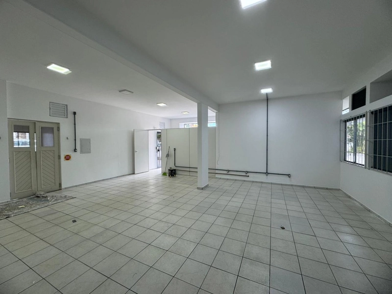 Para instalar sua indústria, e ainda num bairro excelente!: 13ª foto da galeria de imagens do imóvel