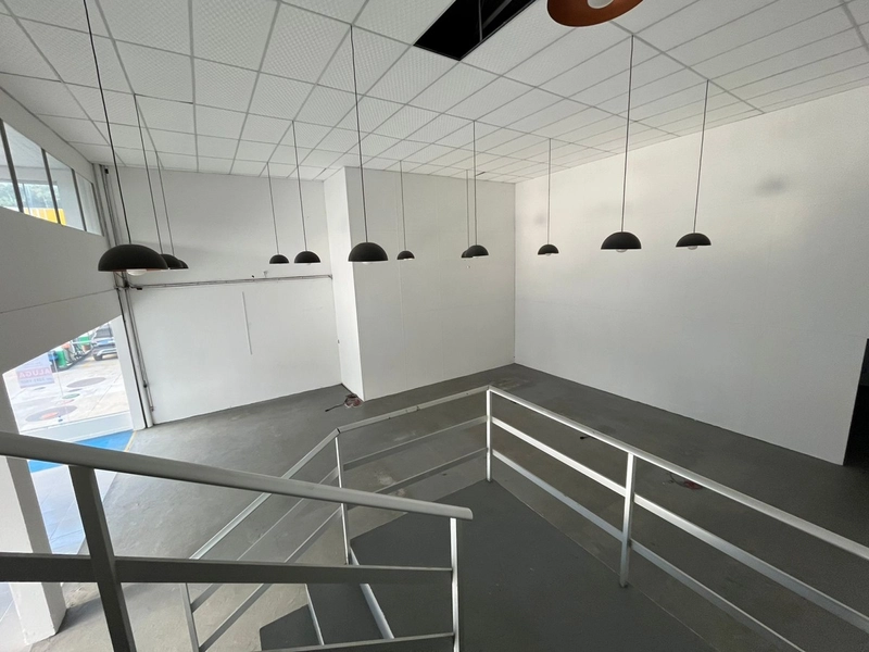 Galpão comercial bem localizado próximo ao centro, olhe esta opção:: 7ª foto da galeria de imagens do imóvel