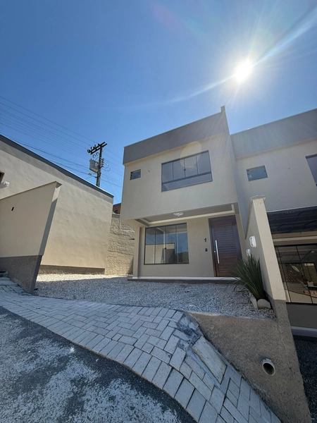Casa em condomínio fechado,2 suítes e 2 vagas garagem!: 16ª foto da galeria de imagens do imóvel