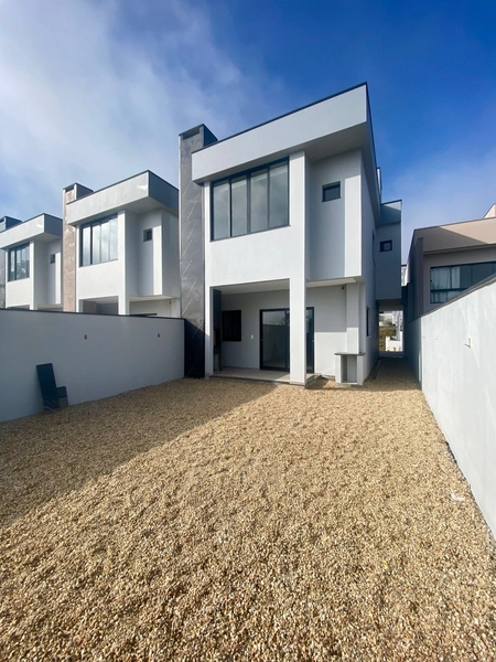 Essa casa tem 3 suítes e uma linda vista para o centro de Brusque☺: 3ª foto da galeria de imagens do imóvel