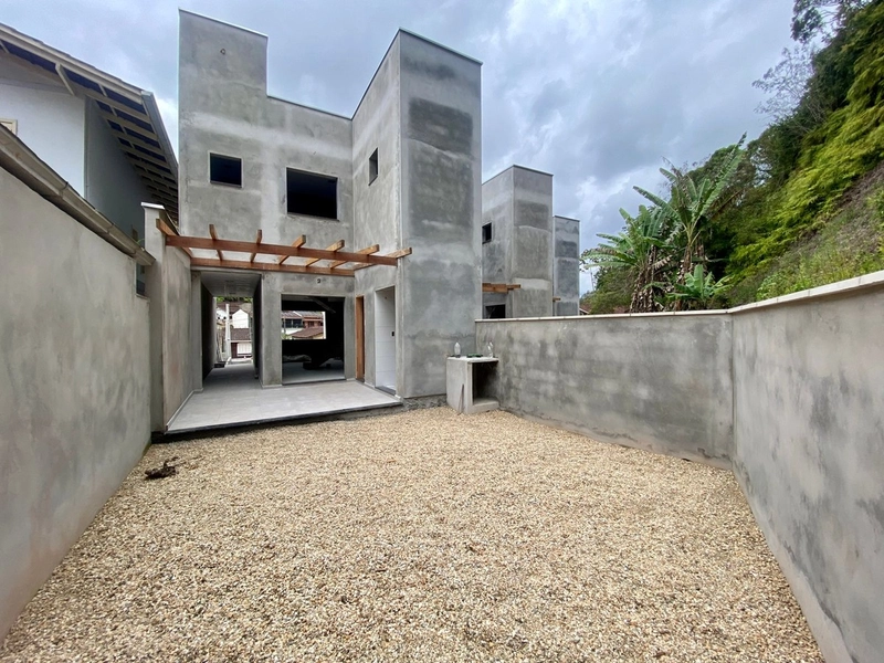 Esta casa tem 2 suítes ,sendo 1 closet, localização excelente: 3ª foto da galeria de imagens do imóvel