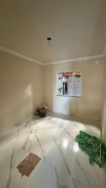 Venha morar nesta linda casa: com área para festas e garagem coberta!: 8ª foto da galeria de imagens do imóvel