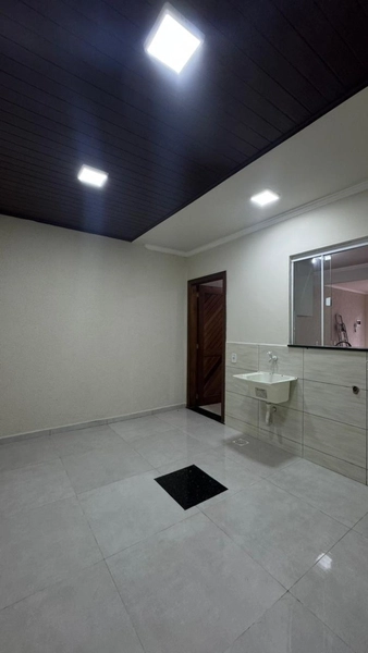 Vamos juntos celebrar seu sonho da casa própria, olhe esta opção: 3ª foto da galeria de imagens do imóvel