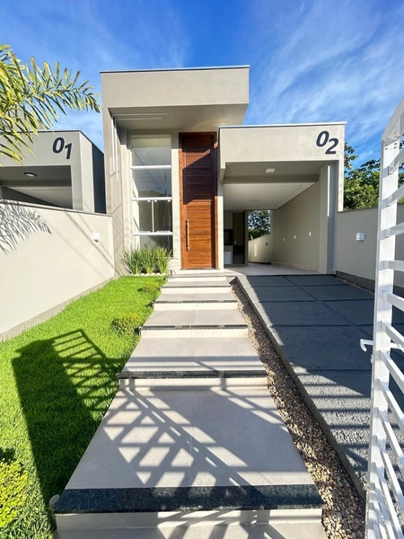 Esta casa tem todo conforto, segurança que você e sua família precisam