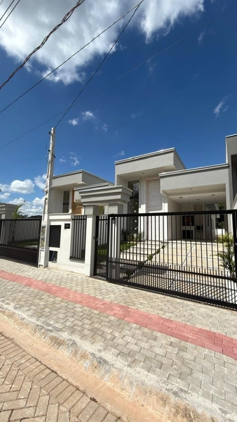 Casa  nova, espaçosa para toda a família, no bairro São João☺: 7ª foto da galeria de imagens do imóvel