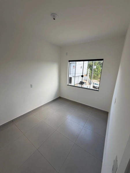 Aqui no bairro Nova Brasília conta com excelente infraestrutura!: 6ª foto da galeria de imagens do imóvel