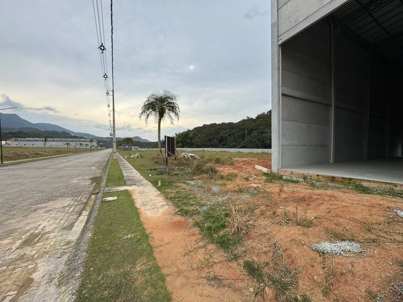 Galpão em condomínio comercial, para mais segurança e comodidade: 7ª foto da galeria de imagens do imóvel