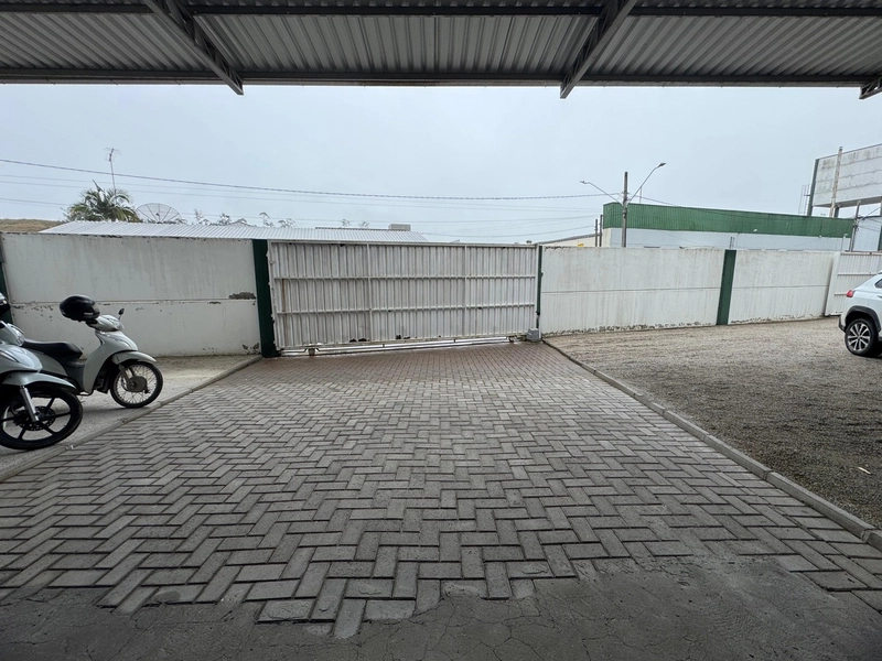Galpão em Gaspar, divisa com Brusque, facilitando logística,veja este:: 12ª foto da galeria de imagens do imóvel