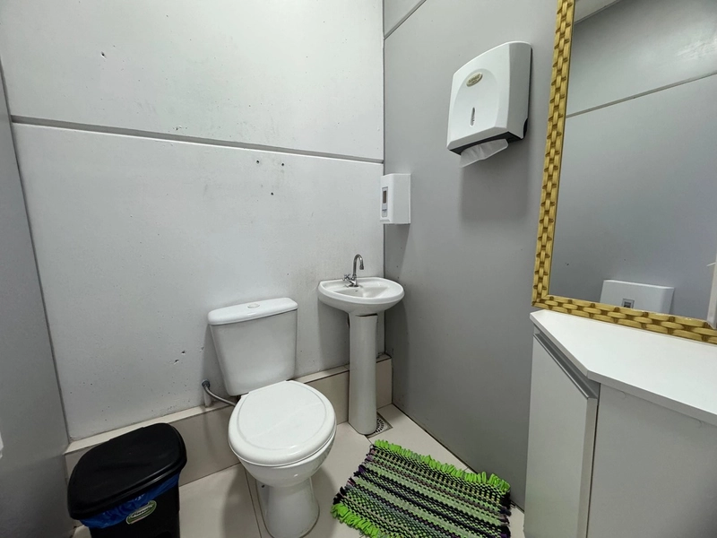 Galpão em Gaspar, divisa com Brusque, facilitando logística,veja este:: 8ª foto da galeria de imagens do imóvel