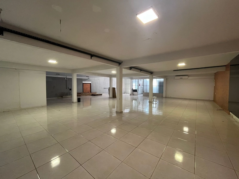 Precisa de galpão com 180m²? Veja esta opção,em excelente localização!: 7ª foto da galeria de imagens do imóvel