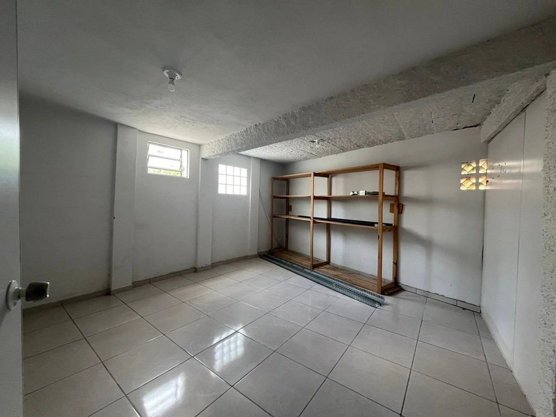 Precisa de galpão com 180m²? Veja esta opção,em excelente localização!: 11ª foto da galeria de imagens do imóvel